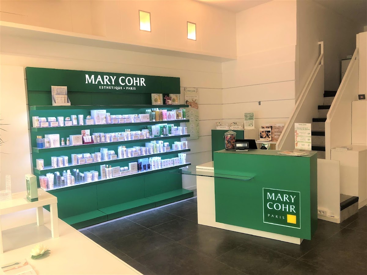 Manucure Semi-Permanent — 35€